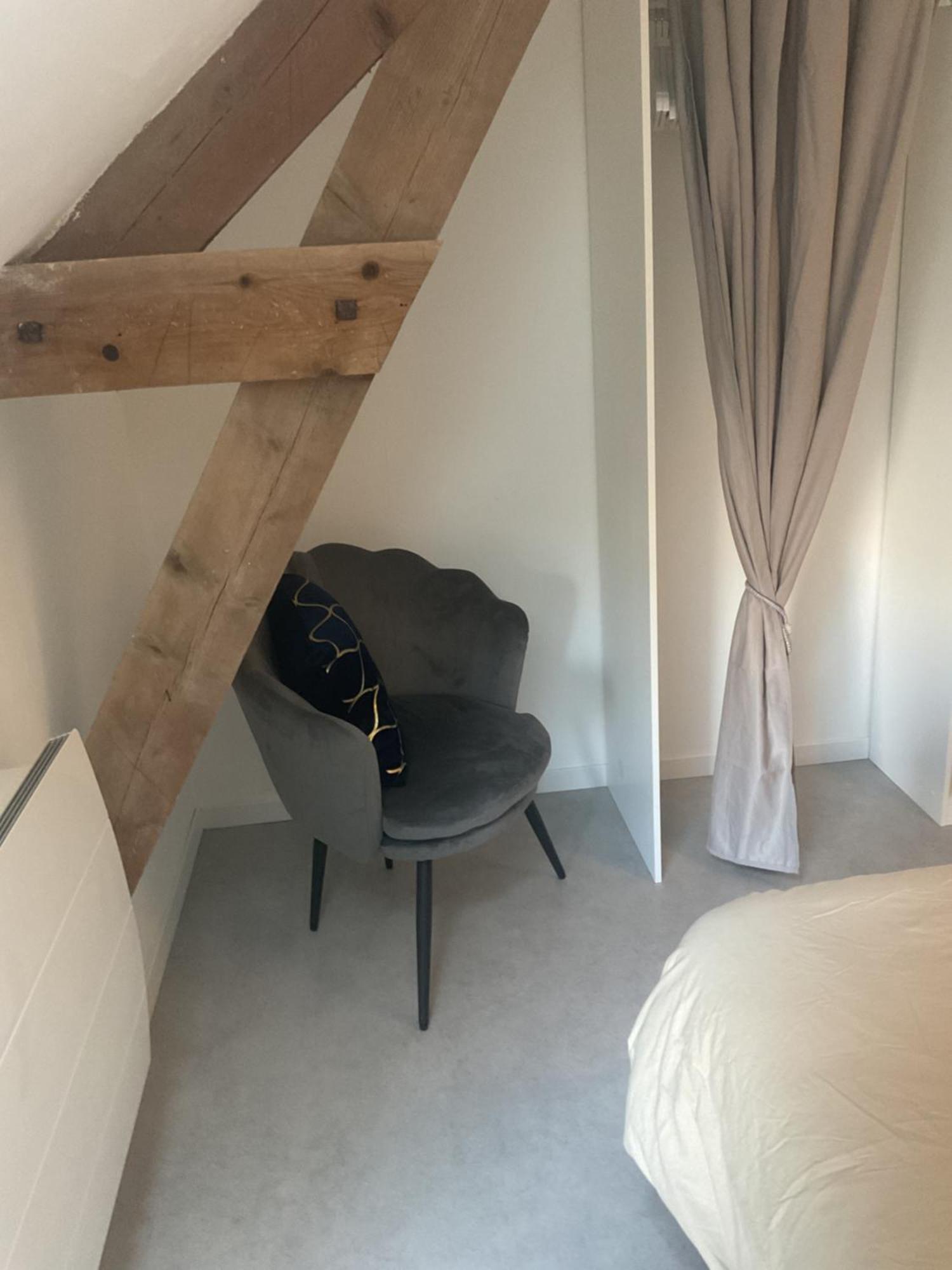 Maison Cosy Avec Exterieur Et Piscine Partagee Mespaul Esterno foto